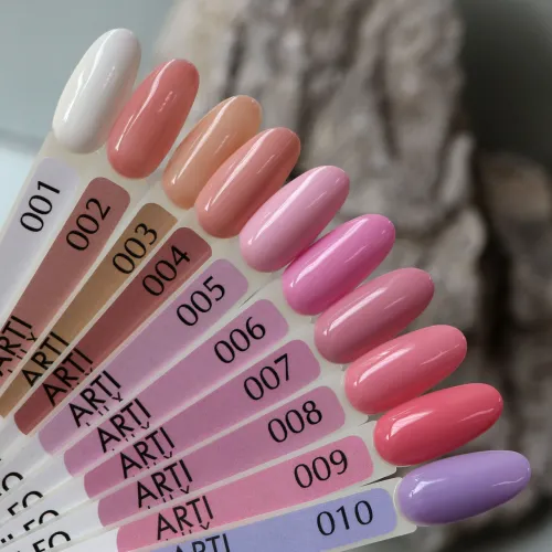 Komilfo ArtiLux Лак для ногтей 001, 4 мл
