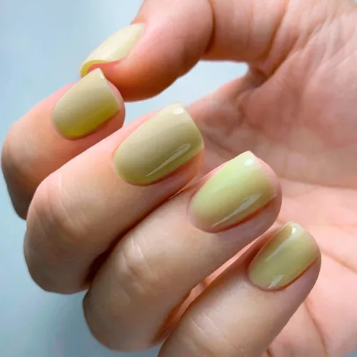 003. UV/LED Strong iron gel PNB, Light Yellow 17 ml.