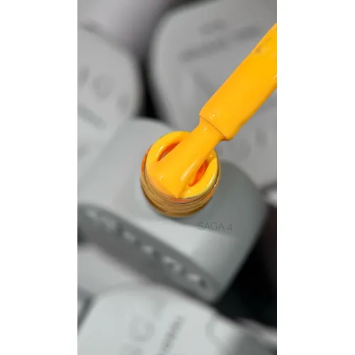 SAGA Colorist Gel Polish 10 ml No. 004