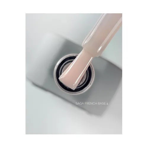 SAGA French Base 9 ml No. 04
