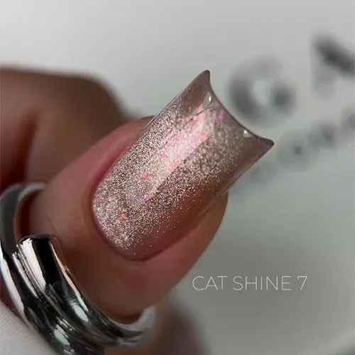 SAGA gel polish Cat Shine 10 ml No. 07